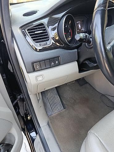 стабил: Kia Carnival: 2020 г., 2.2 л, Автомат, Дизель, Минивэн — 1