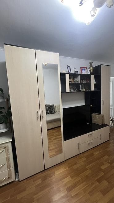 телеви: Стенка-шкаф, Тип стенки-шкафа: Модульная, Для зала, Особенности: С отделением под телевизор — 2