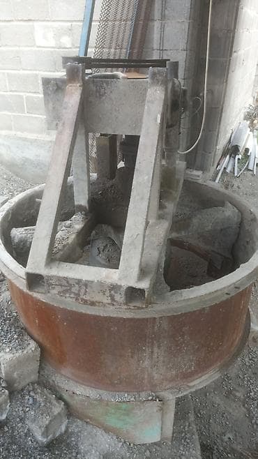 тиски слесарные купить бу: Вибропресс и планетарный смеситель для производства строительных — 4