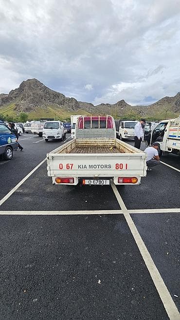 авто byd: Kia BONGO: 1999 г., 2.5 л, Механика, Дизель, Roadster — 5