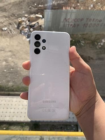Samsung Galaxy A13, Б/у, 128 ГБ, цвет - Белый, 2 SIM