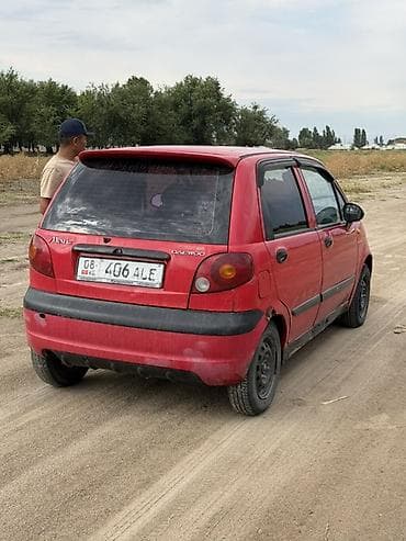 Унаа сатуу: Daewoo Matiz: 2001 г., 0.8 л, Кол менен иштөөчү, Бензин, Хетчбек — 4