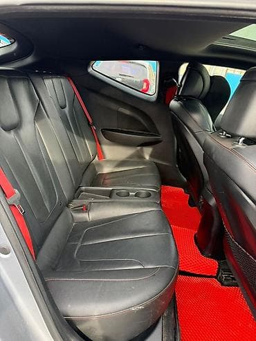 Продажа авто: Hyundai Veloster: 2018 г., 1.6 л, Автомат, Бензин, Хэтчбэк — 4