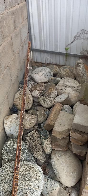 декоротивный камень: Камни. бесплатно - Фракции: от примерно 8–10 см до 30–40+ см — 1