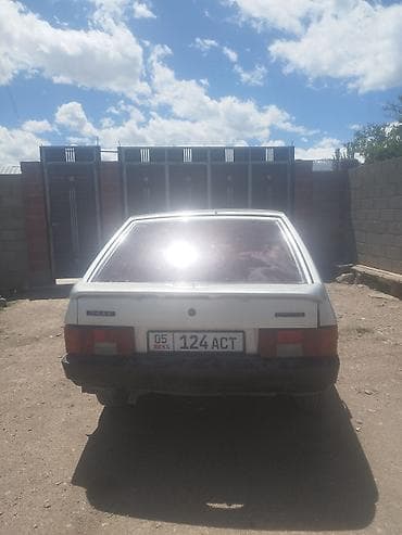 айнек авто: ВАЗ (ЛАДА) 2109: 2002 г., Кол менен иштөөчү, Хетчбек — 2