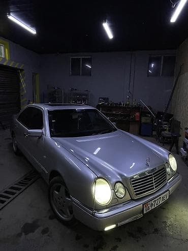 mers 212: Mercedes-Benz E-Class: 1998 г., 3.2 л, Механика, Бензин, Седан — 1