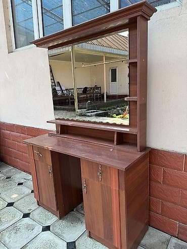 Офис эмереги: Кире бериш үчүн шкаф, Колдонулган, Күзгүсү менен lalafo.kg да — 2 Офис эмереги: Кире бериш үчүн шкаф, Колдонулган, Күзгүсү менен — 2