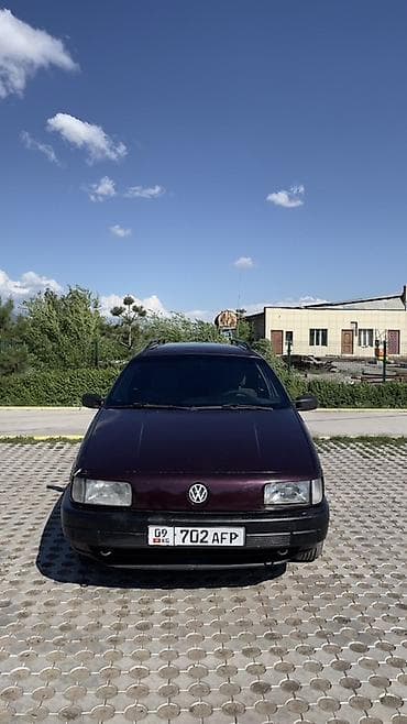8: Volkswagen Passat Variant: 1993 г., 1.8 л, Ручные, Бензин, Универсал — 1