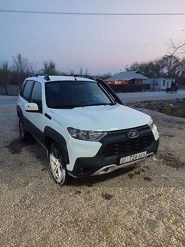 volkswagen id 4 цена: ВАЗ (ЛАДА) 2123: 2021 г., 1.7 л, Механика, Бензин, Кроссовер — 1