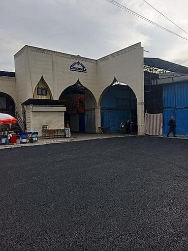 Продаю контейнер на рынке дордой “Евразия” 1 линия проходимость очень at lalafo.kg Продаю контейнер на рынке дордой “Евразия” 1 линия проходимость очень