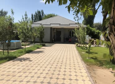 продаю пол дома район рабочий городок: Дом, 120 м², 4 комнаты, Собственник, Косметический ремонт — 1