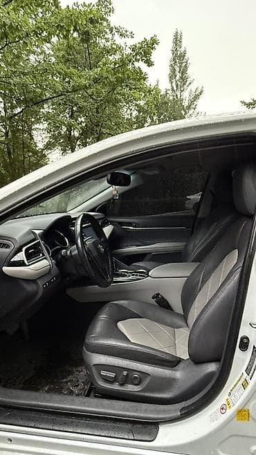 Продажа авто: Toyota Camry: 2018 г., 2.5 л, Автомат, Гибрид, Седан — 5