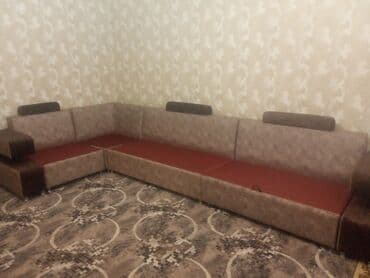 стол под компьютер: Угловой диван 
на заказ
От 30-70.000 токмок 
Любой дизайн. Размер — 9