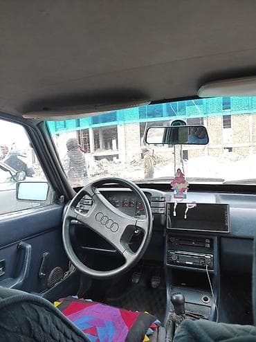 обшивка ауди: Audi 80: 1990 г., Ручные, Седан — 1