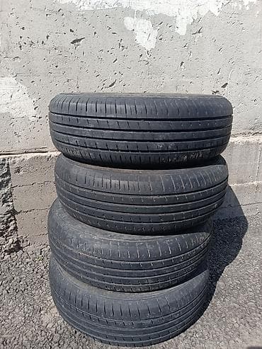 Комплект из 4 автомобильных летних шин без дисков. Характеристики по
