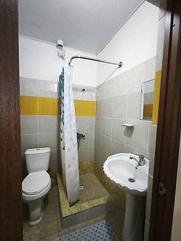 караен: Гостиница на Иссык-Куле, Кара-Ой (Долинка), 10+ мест — 5