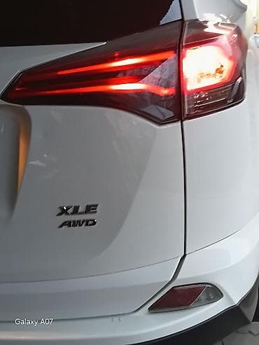 rav4: Toyota RAV4: 2018 г., 2.5 л, Автомат, Бензин, Кроссовер — 3