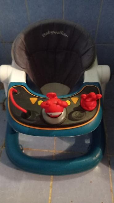 детский стол для рисования: Детская гарнитура, Б/у, Для мальчика, Пластик, цвет - Зеленый — 3