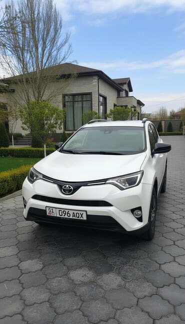 продаю авто с последующим выкупом: Toyota RAV4: 2018 г., 2.5 л, Вариатор, Бензиновая, Кроссовер — 4