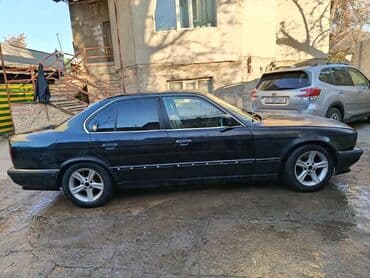 срочно продаю в связи с переездом: BMW 5 series: 1991 г., 2.5 л, Механика, Бензин, Седан — 3