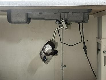 стол для швейной машинки: В наличии — 3