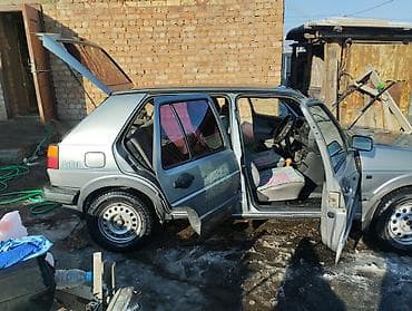 golf venta: Volkswagen Golf: 1989 г., 1.8 л, Механика, Бензин, Хэтчбэк — 10