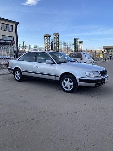наклейка на авто: Audi 100: 1993 г., 2.3 л, Механика, Бензин, Седан — 5