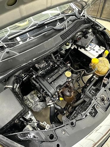 2008: Opel Corsa: 2008 г., Механика, Бензин, Хэтчбэк — 9