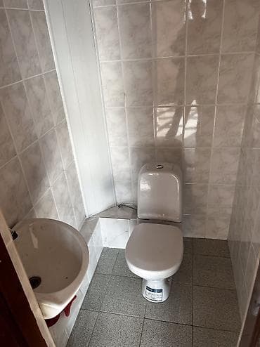 art square: Сдаю коммерческое помещение 65 кв. м, с отдельным входом, сан. узлом — 6