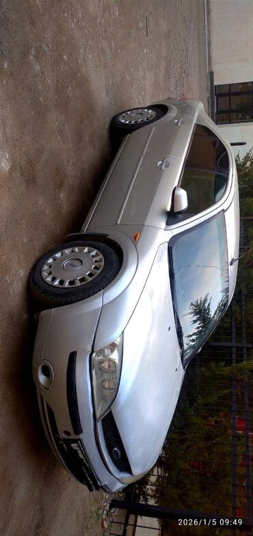 некся 2006: Ford Mondeo: 2002 г., 1.8 л, Механика, Бензин, Седан — 1