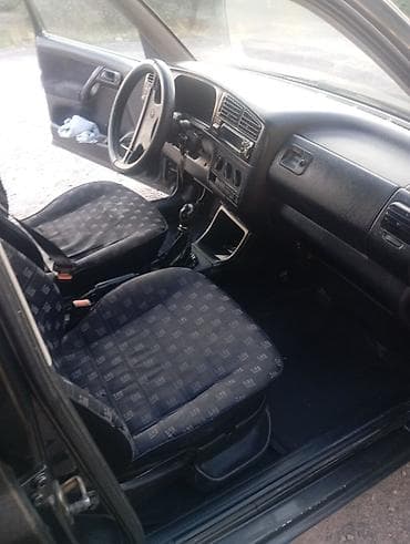 renault master: Volkswagen Golf: 1994 г., 1.8 л, Механика, Бензин, Хэтчбэк — 5
