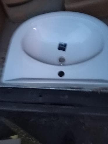 solutions elementary: Умывальники/раковины для ванной комнаты - Материал: сантехнический — 3