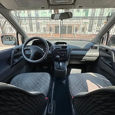 space runner: Mitsubishi Space Runner: 1999 г., 2 л, Автомат, Бензин, Минивэн — 8