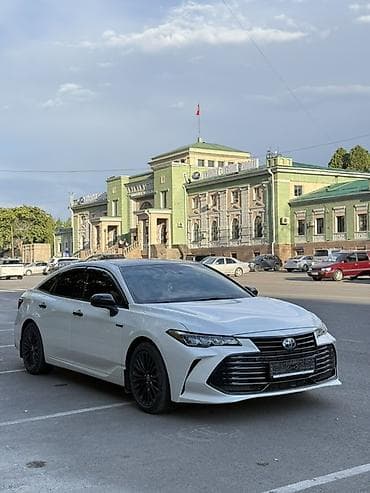 Toyota Avalon: 2021 г., Гибрид, Седан
