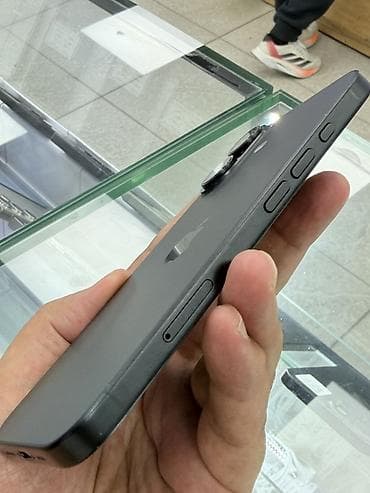 iphone kg: IPhone 16, Б/у, 128 ГБ, Черный, Защитное стекло, Чехол, 92 % — 10