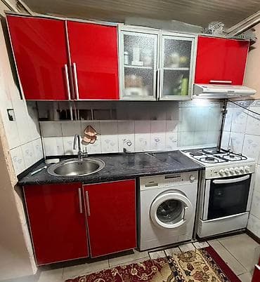 silver kitchen: Кухонный гарнитур с глянцевыми фасадами - Комплектация: - Напольные — 1