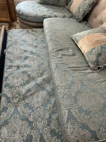 кресло классическое: Угловой диван, C подушками — 5