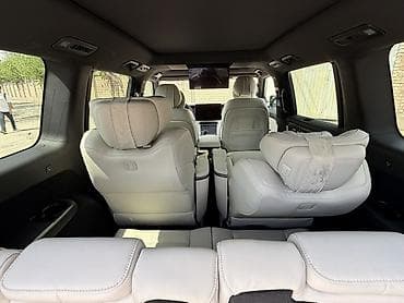 rf 2: Внедорожник (серый металлик) ROX 01 с брутальным кубическим дизайном — 6