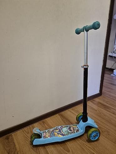 Детские самокаты: Детский самокат, Трёхколёсный, Б/у — 4