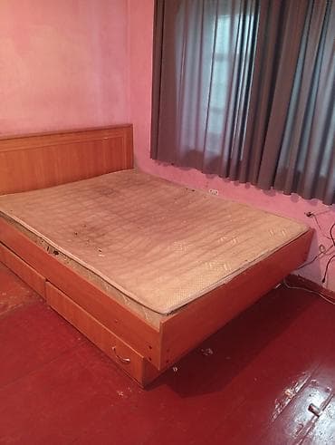 продам раскладушку: Продаю кровать 400 сом и тапчан размер 3/2.60 цена 24 минКровать с — 4