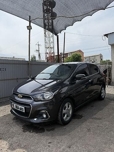 Продажа авто: Chevrolet Spark: 2016 г., 1 л, Автомат, Бензин, Хэтчбэк — 2