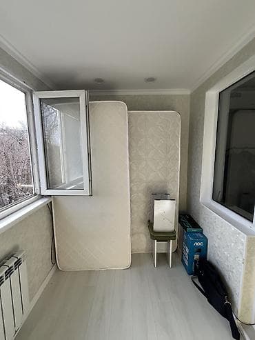 Батирлер: 1 бөлмө, 38 м², 6-мкр 104-серия, 1 кабат, Жаңы ремонт — 4