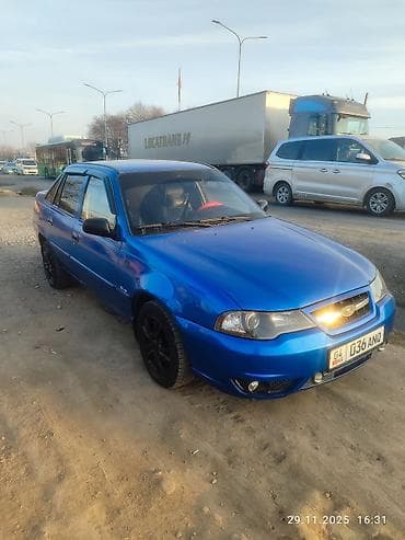 Daewoo Nexia: 2010 г., 1.6 л, Механика, Бензин, Седан