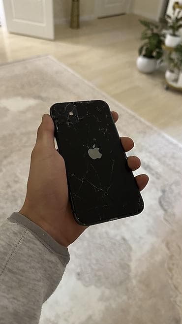 ipone 14: IPhone 11, Б/у, 128 ГБ, Black Titanium — 3