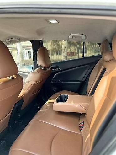 Toyota: Toyota Prius: 2018 г., 1.8 л, Автомат, Гибрид, Хэтчбэк — 5