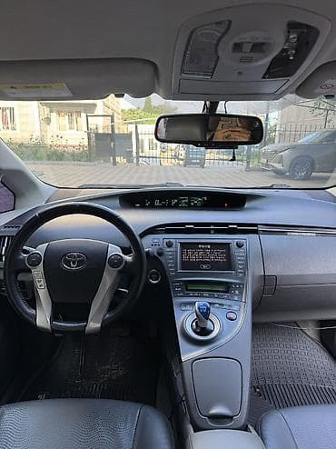 zeekr 9x цена в бишкеке: Toyota Prius: 2011 г., 1.8 л, Вариатор, Гибрид, Хэтчбэк — 5