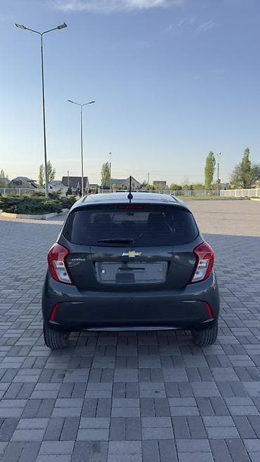 себе: Chevrolet Spark: 2019 г., 1 л, Автомат, Бензин, Хэтчбэк — 5