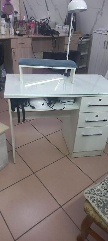 n work: Маникюрные столы — 4