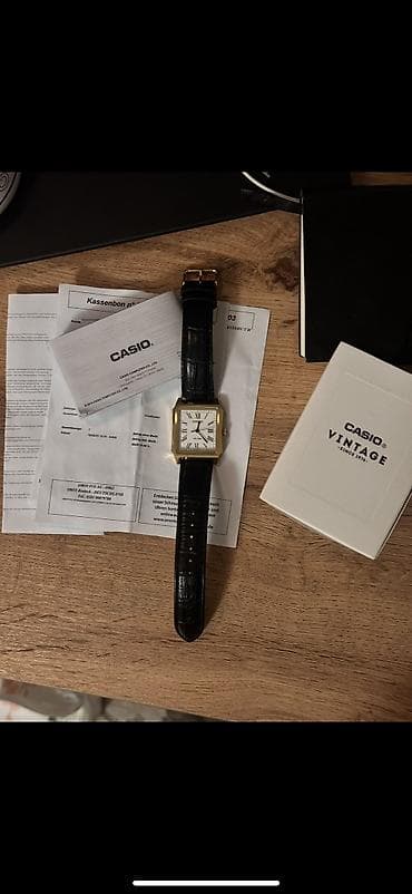 mi band ремешки: Классические часы часы, Casio, Латунь, США, Водонепроницаемые, Унисекс, Б/у — 2