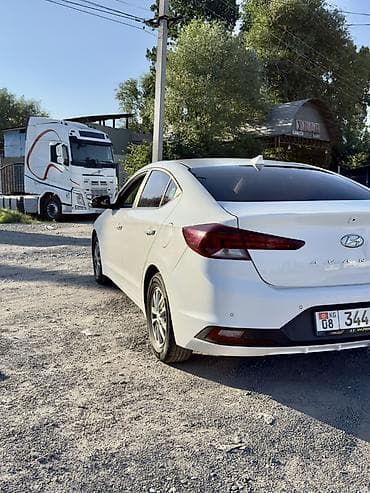 Транспорт: Hyundai Avante: 2019 г., 1.6 л, Автомат, Бензин, Седан — 4